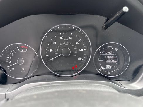 Used 2017 Honda HR-V LX image 28