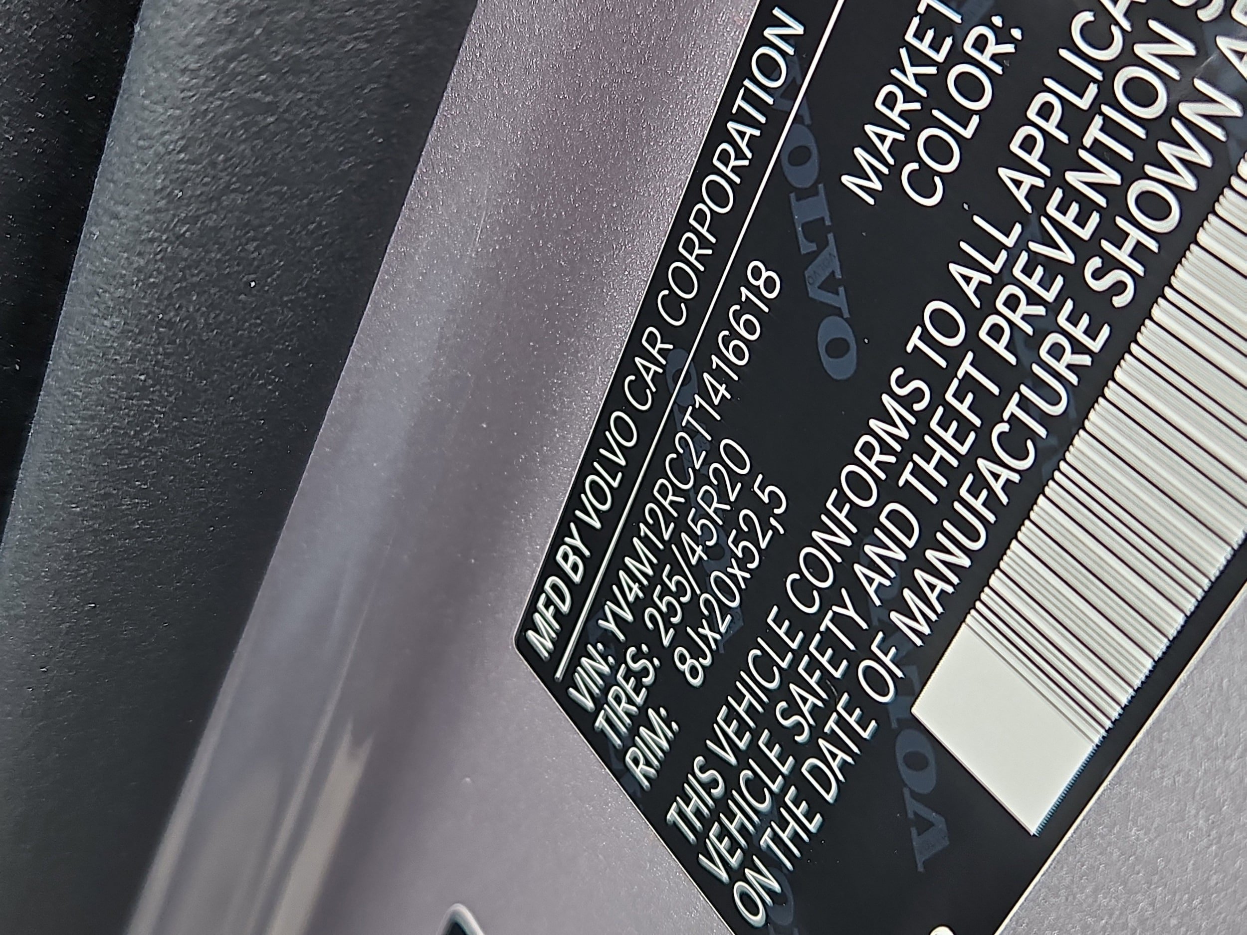 Used 2026 Volvo XC60 B5 Plus w/ Protection Package Premier AWD/4WD image 5