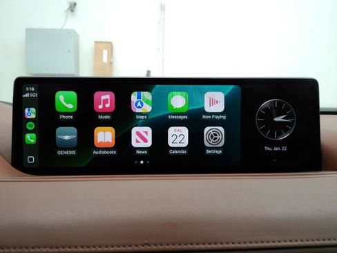 Used 2021 Genesis G80 2.5T image 10