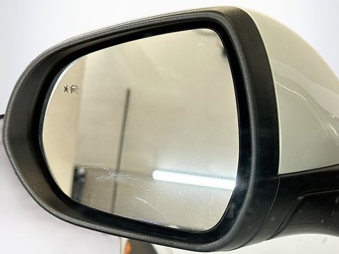 Used 2025 Buick Encore GX Preferred image 16