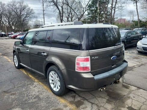 Used 2011 Ford Flex SEL w/ Rapid Spec Order Code FWD image 3