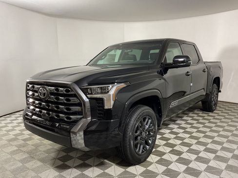 New 2025 Toyota Tundra Platinum image 3