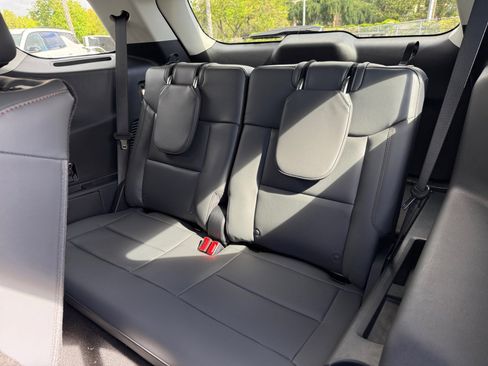 New 2026 Ford Explorer Active AWD/4WD image 21