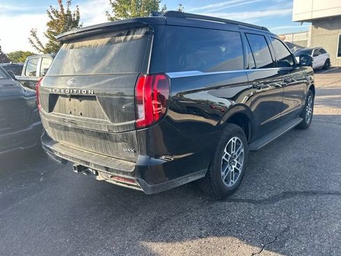 Used 2025 Ford Expedition Max Active AWD/4WD image 4