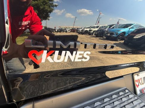 Used 2022 RAM 1500 Limited w/ Night Edition AWD/4WD image 47