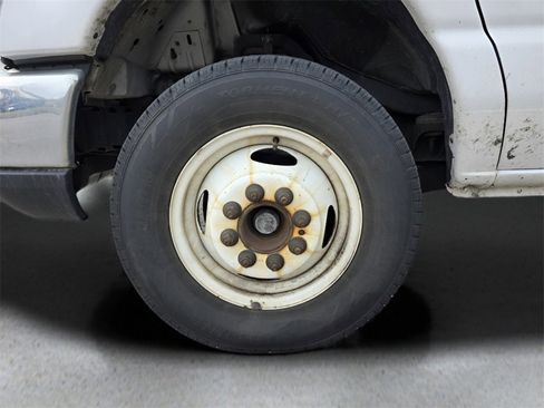 Used 2019 Ford E-350 and Econoline 350 Super Duty image 10