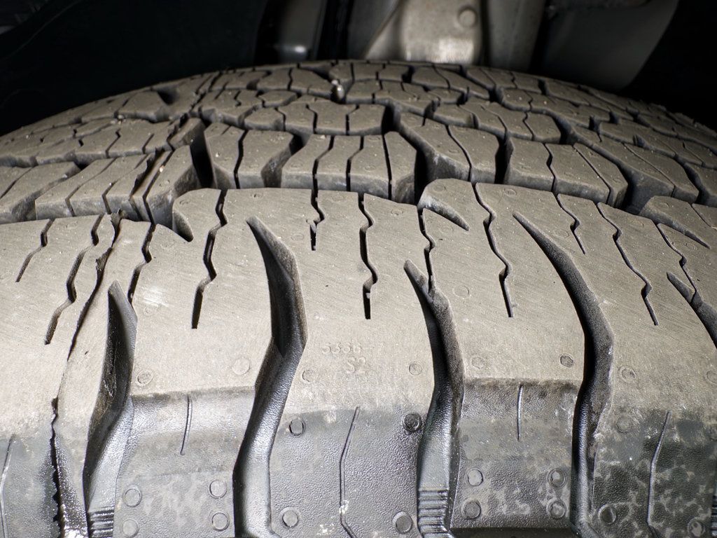 Used 2023 Rivian R1S Adventure Dual AWD/4WD image 34