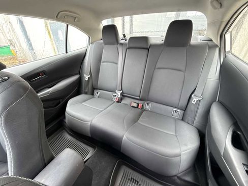 Used 2024 Toyota Corolla LE FWD image 22