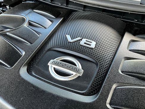 Used 2021 Nissan Armada SL w/ Captain's Chairs Package image 35