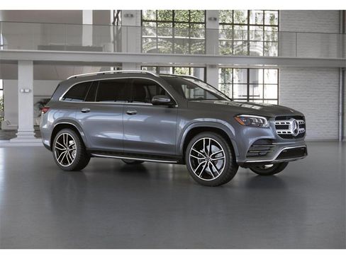 Used 2023 Mercedes-Benz GLS 450 4MATIC image 13