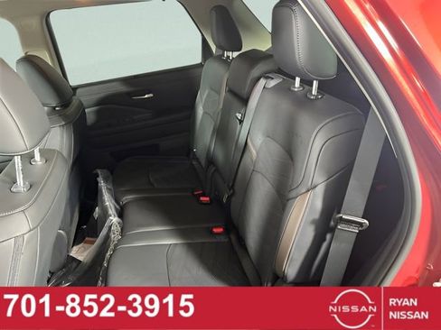 New 2025 Nissan Pathfinder Platinum w/ Cargo Package image 26