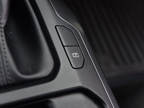 Used 2025 Kia K4 FWD image 17