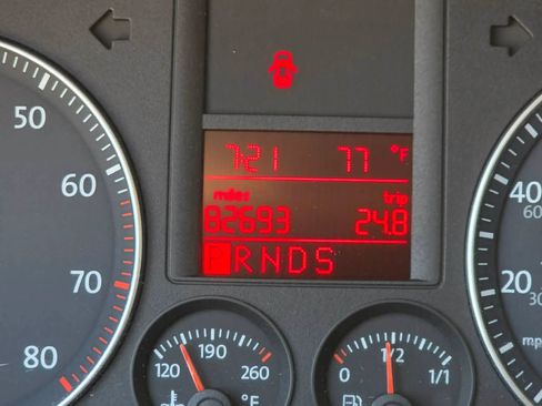 Used 2009 Volkswagen Rabbit S image 14