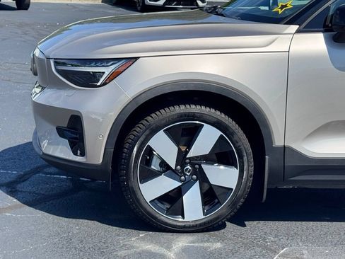 Used 2023 Volvo XC40 Recharge Ultimate w/ Protection Package Premier AWD/4WD image 65