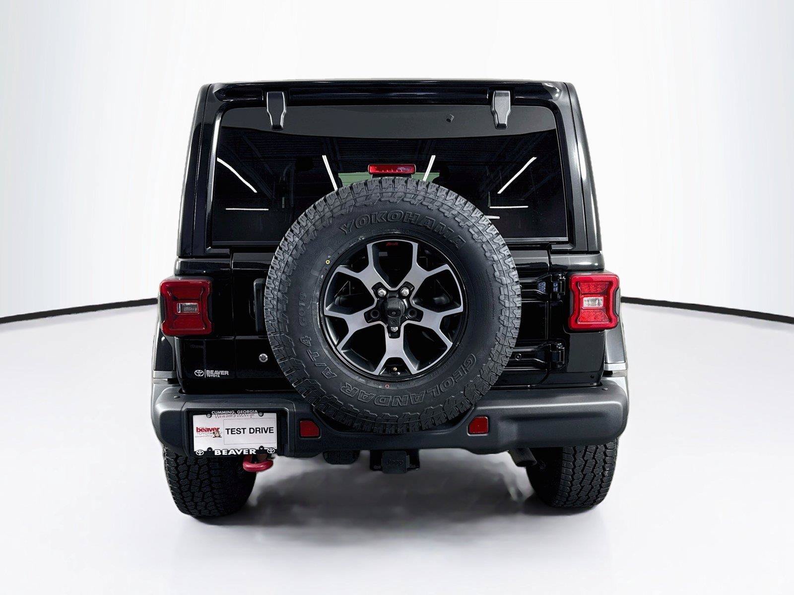 Used 2018 Jeep Wrangler Unlimited Rubicon w/ Dual Top Group AWD/4WD image 11