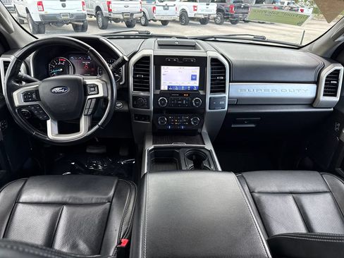 Used 2021 Ford F250 Lariat AWD/4WD image 5