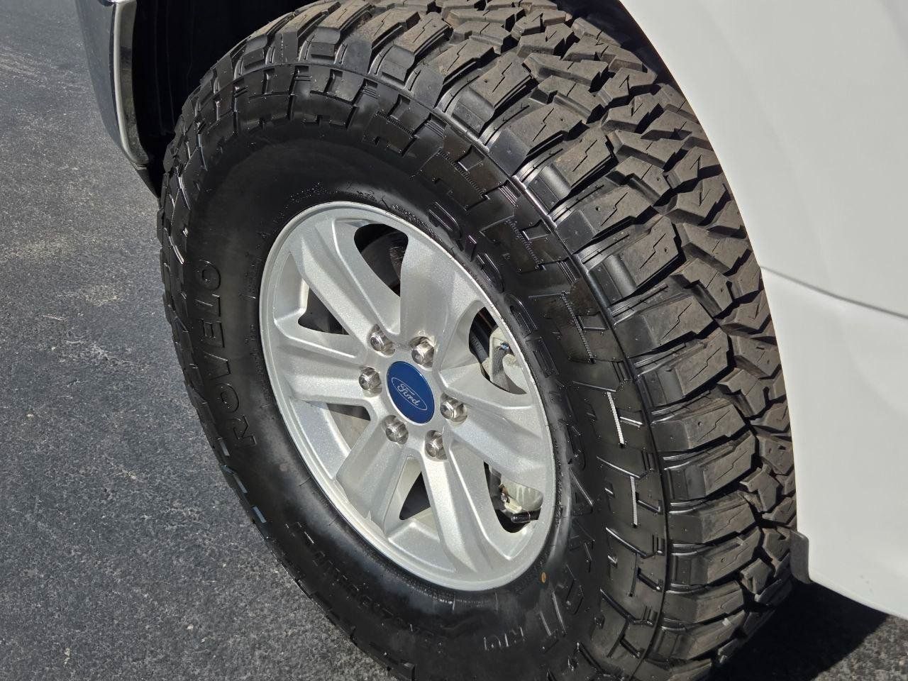 Used 2019 Ford F150 XLT w/ Trailer Tow Package AWD/4WD image 12