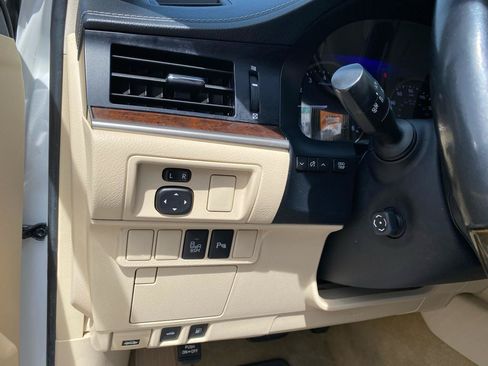 Used 2014 Lexus ES 350 w/ Luxury Package FWD image 18