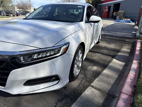 Used 2019 Honda Accord LX image 12