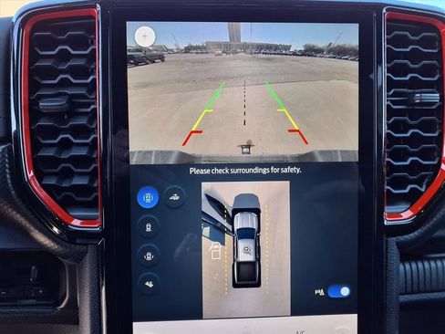 New 2025 Ford Ranger Raptor image 9