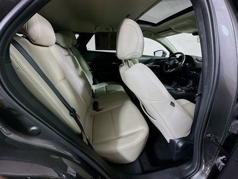 Used 2022 MAZDA CX-30 AWD 2.5 S w/ Preferred Package image 9