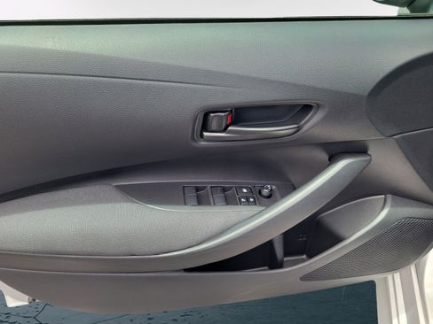 Used 2023 Toyota Corolla LE FWD image 23