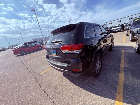 Used 2020 Jeep Grand Cherokee Limited AWD/4WD image 9