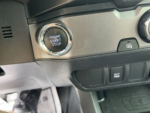 Used 2021 Toyota Tacoma TRD Sport RWD image 29