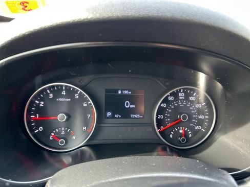 Used 2020 Kia Sportage LX image 14