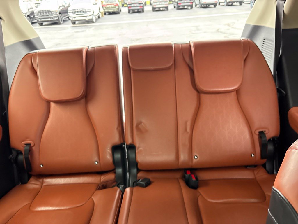 Used 2024 Kia Carnival SX FWD image 28