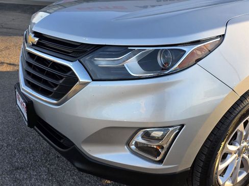 Used 2020 Chevrolet Equinox LT image 36