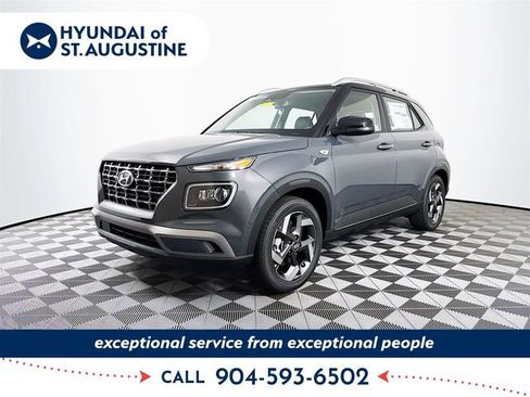 Used 2025 Hyundai Venue Limited image 1