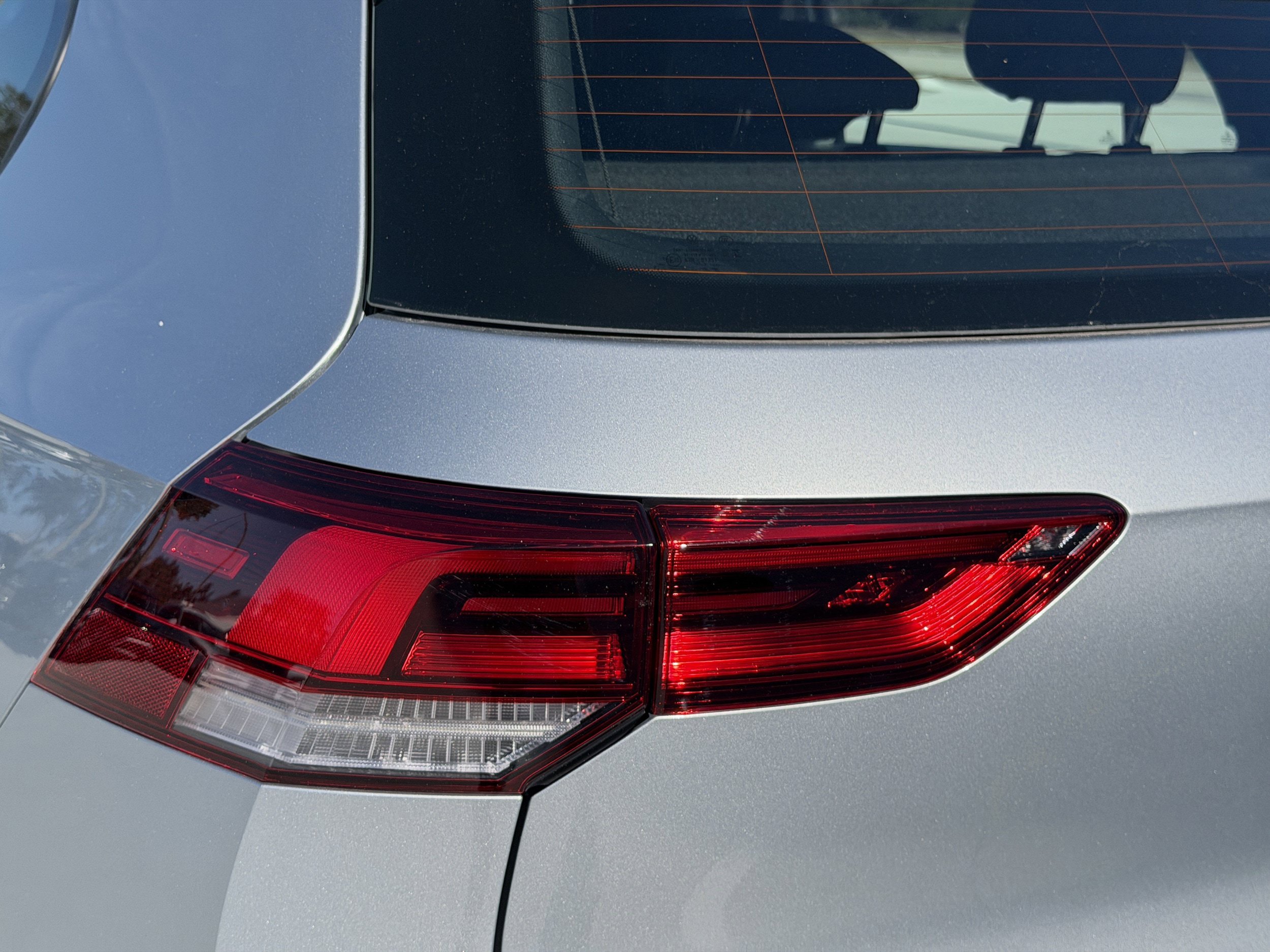 New 2026 Volkswagen GTI SE FWD image 9