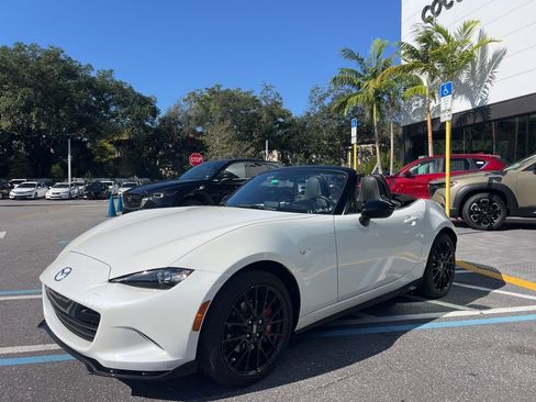 Used 2023 MAZDA MX-5 Miata Club w/ Brembo/BBS Recaro Package image 13
