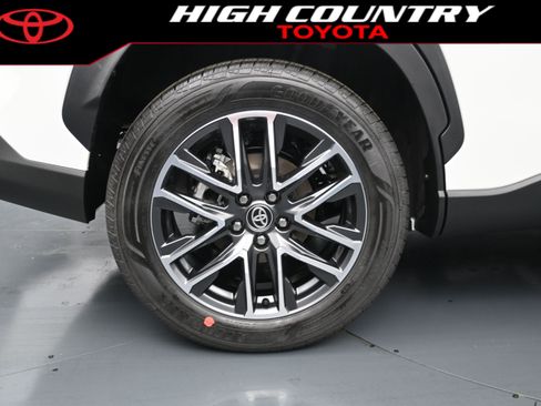 New 2026 Toyota Corolla Cross XLE w/ Convenience Package FWD image 9