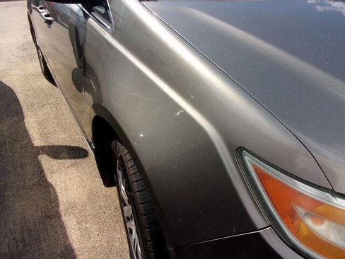 Used 2011 Honda Odyssey EX image 6