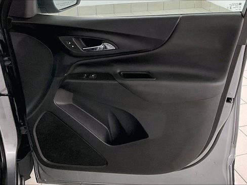 Used 2024 Chevrolet Equinox LT w/ LPO, Floor Liner Package image 28