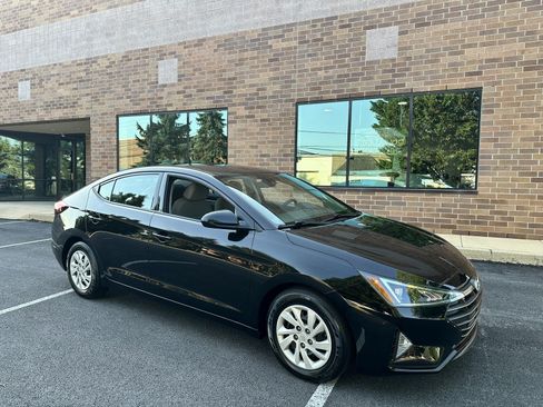 Used 2020 Hyundai Elantra SE w/ Cargo Package (C1) FWD image 30