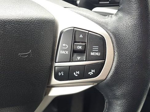 Used 2022 Ford Explorer XLT w/ Equipment Group 202A image 38