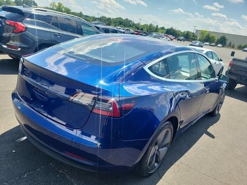 Used 2018 Tesla Model 3 RWD image 3
