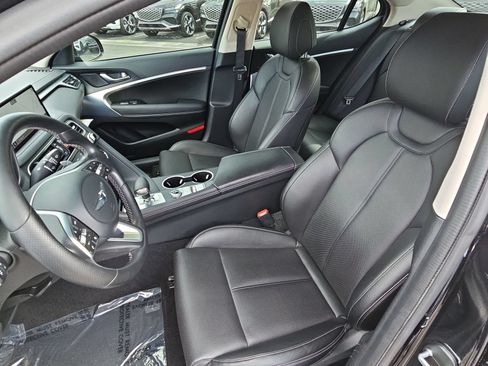 Certified 2022 Genesis G70 2.0T AWD/4WD image 15