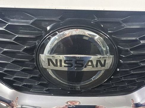 Used 2022 Nissan Rogue Sport SL AWD/4WD image 9