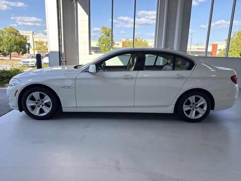 Used 2013 BMW 528i Sedan RWD image 8