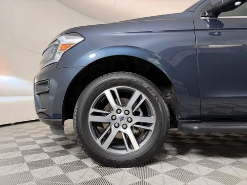 Used 2024 Ford Expedition XLT AWD/4WD image 12