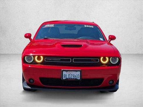 Used 2020 Dodge Challenger R/T RWD image 2