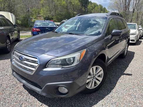 Used 2015 Subaru Outback 2.5i Premium AWD/4WD image 1