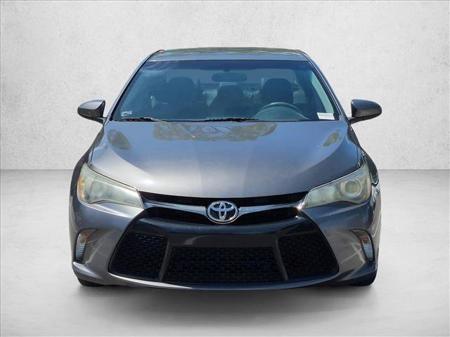 Used 2017 Toyota Camry SE FWD image 2