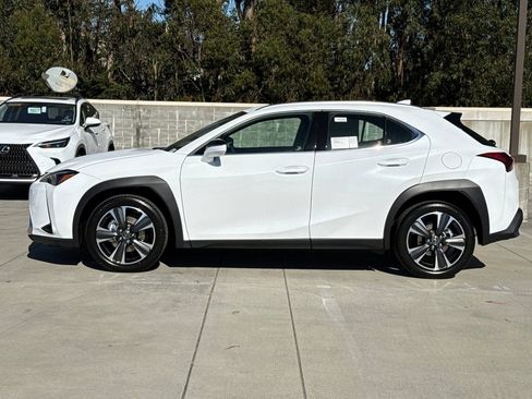 New 2026 Lexus UX 300h UX 300h image 2