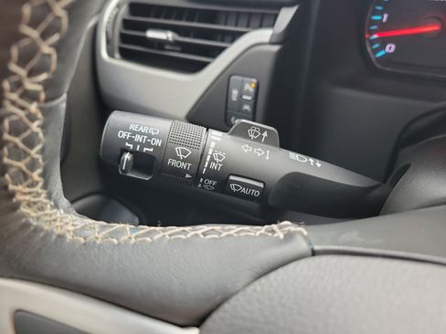 Used 2019 GMC Yukon XL SLT w/ Open Road Package image 32