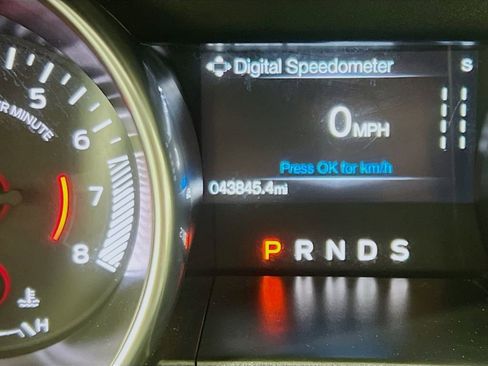 Used 2021 Ford Mustang Premium image 12